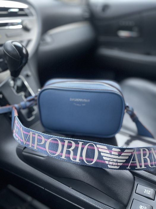 Продам сумку Emporio Armani оригинал