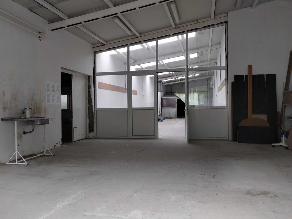 Дава се под наем Промишлена сграда в Троян - 1100 кв.м за 2600 € - Снимка #14