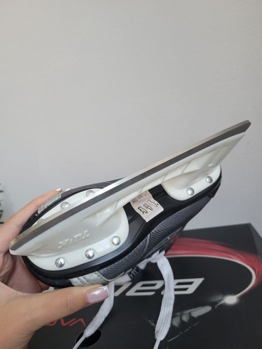 Хокейные коньки детские