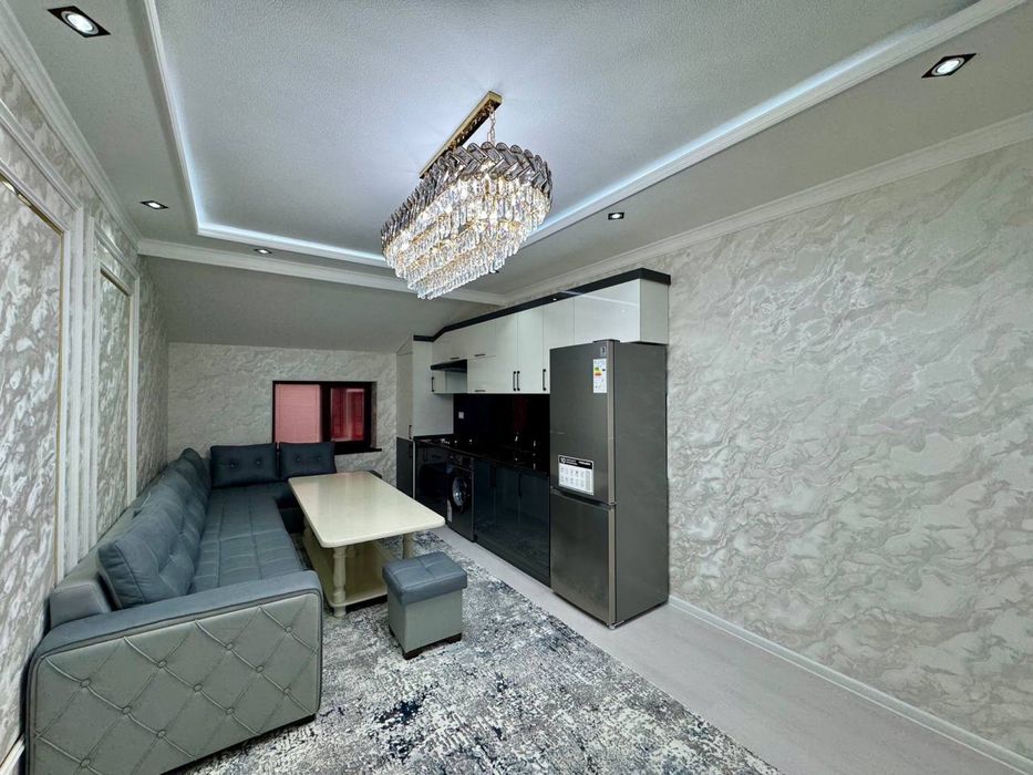 ПРОДАЁТСЯ 3-комнатная квартира (студия)