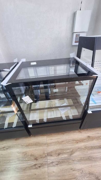 витрины Холодильные витрины Кондитерские витрины