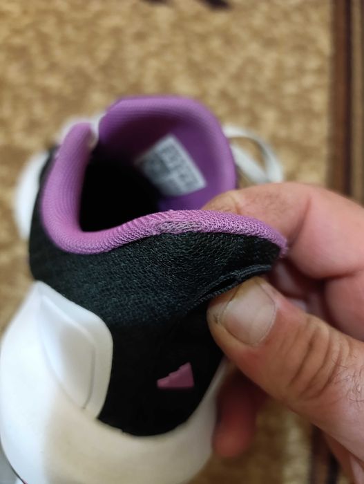 Маратонки Adidas