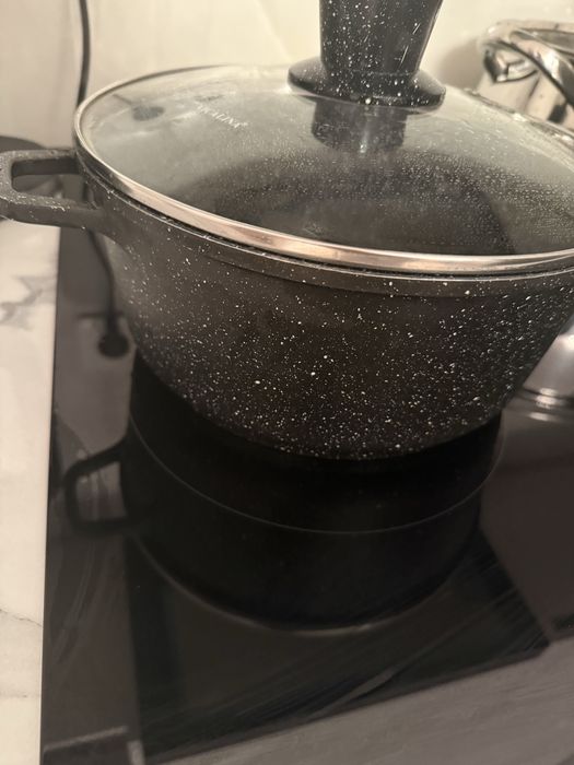 Кострюля  продам в хорошем состоянии