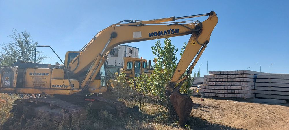 Экскаватор Гусеничный, KOMATSU PC-200