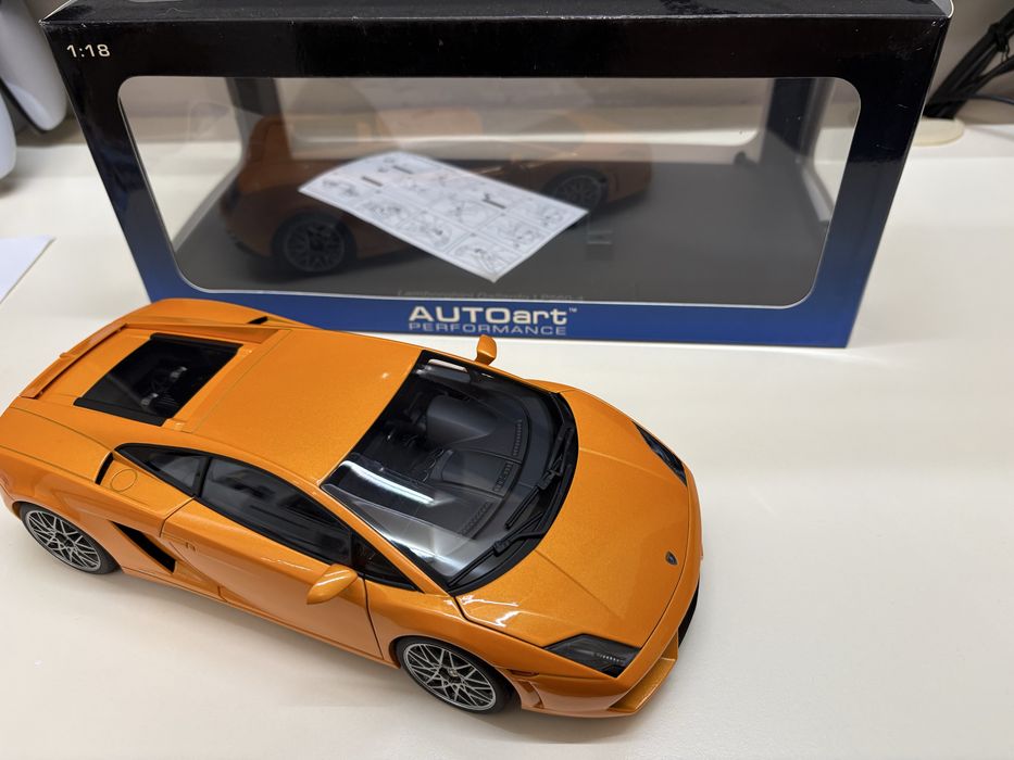 Macheta Lamborghini Gallardo AutoArt 1:18