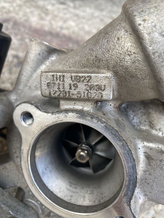 Турбини IHI VB22 / VB23 Toyota Land Cruiser 200