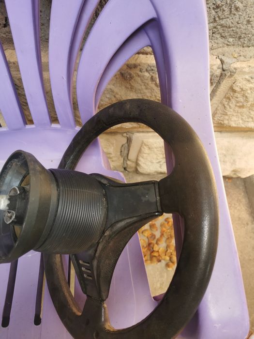 Спортен волан за BMW E30