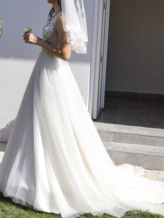 Rochie de mireasa marimea 36/S in stare foarte buna