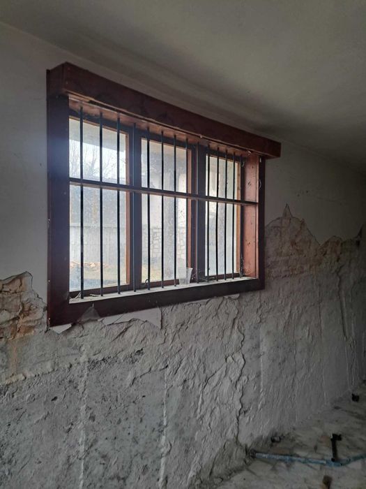 Дървени прозорци - тип битови