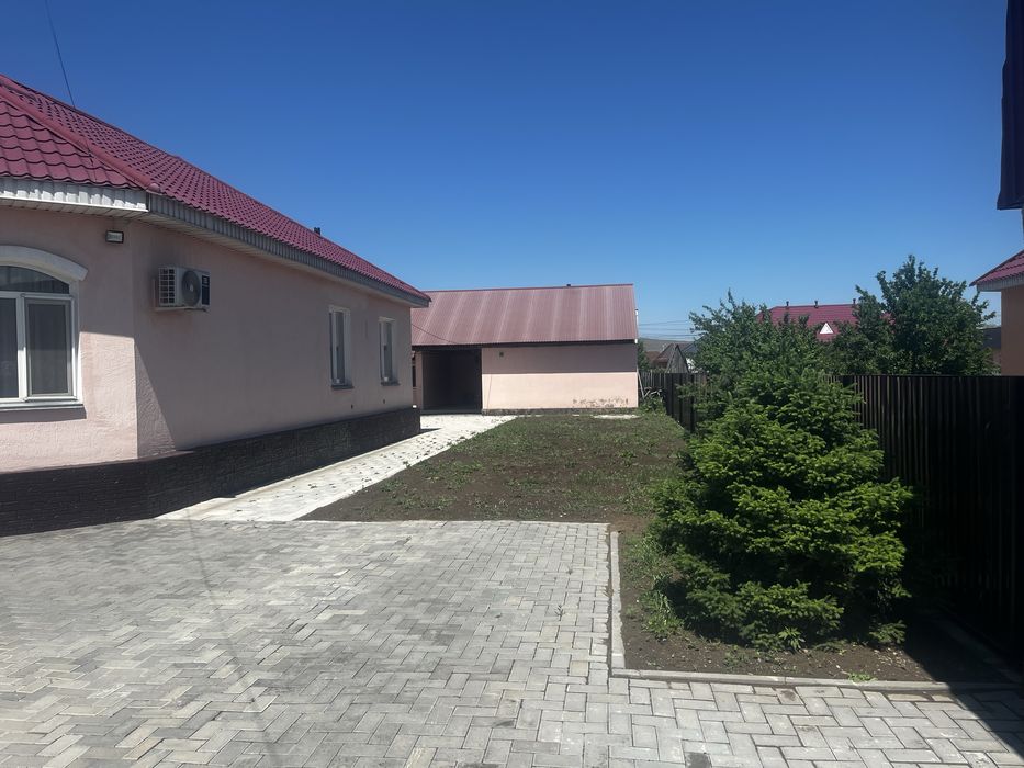 Продам большой дом район СЗЖР