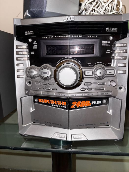 Музыкальный центр от JVC