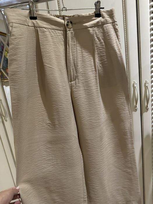 Мягкие брюки Stradivarius