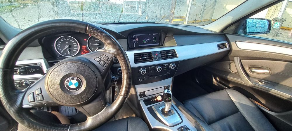 Vând urgent  BMW E60 520D N47 2009