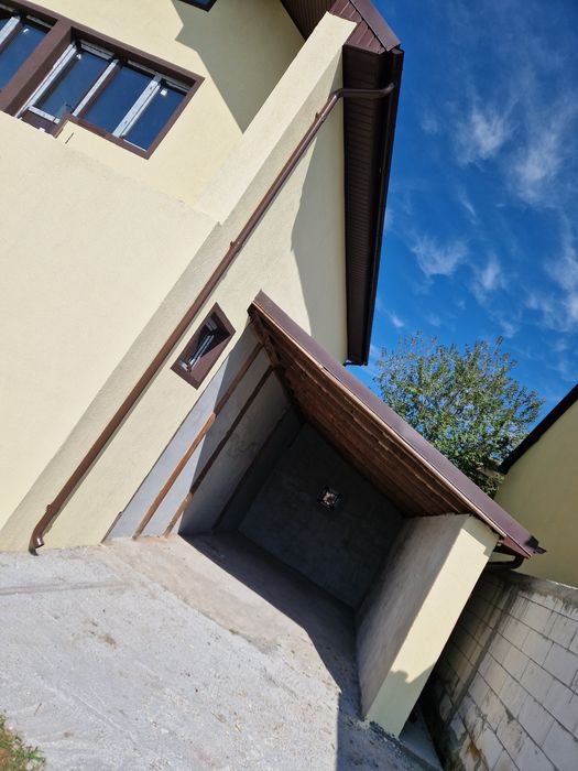 Placari , decorativa ,adeziv ,sagiac,acoperis