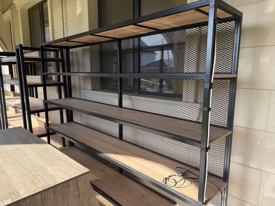 Полки для магазина в стиле loft