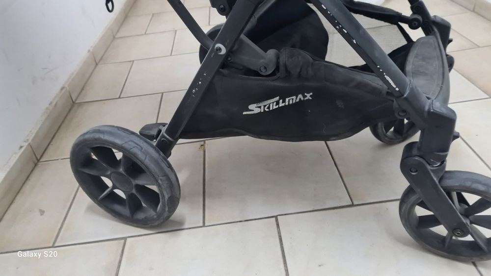 Детская коляска хорошом состоянии.