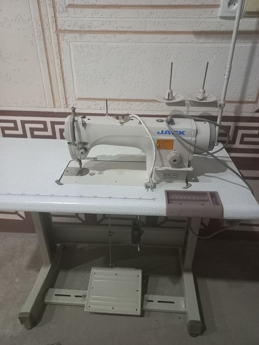 Тӯғри чок ва оверлог тикув машинаси