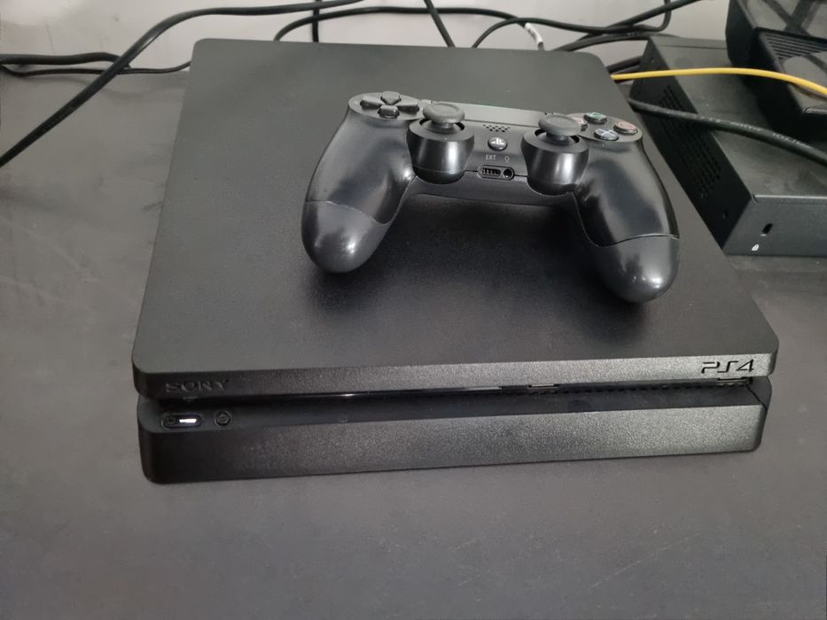 Playstation 4 sotiladi