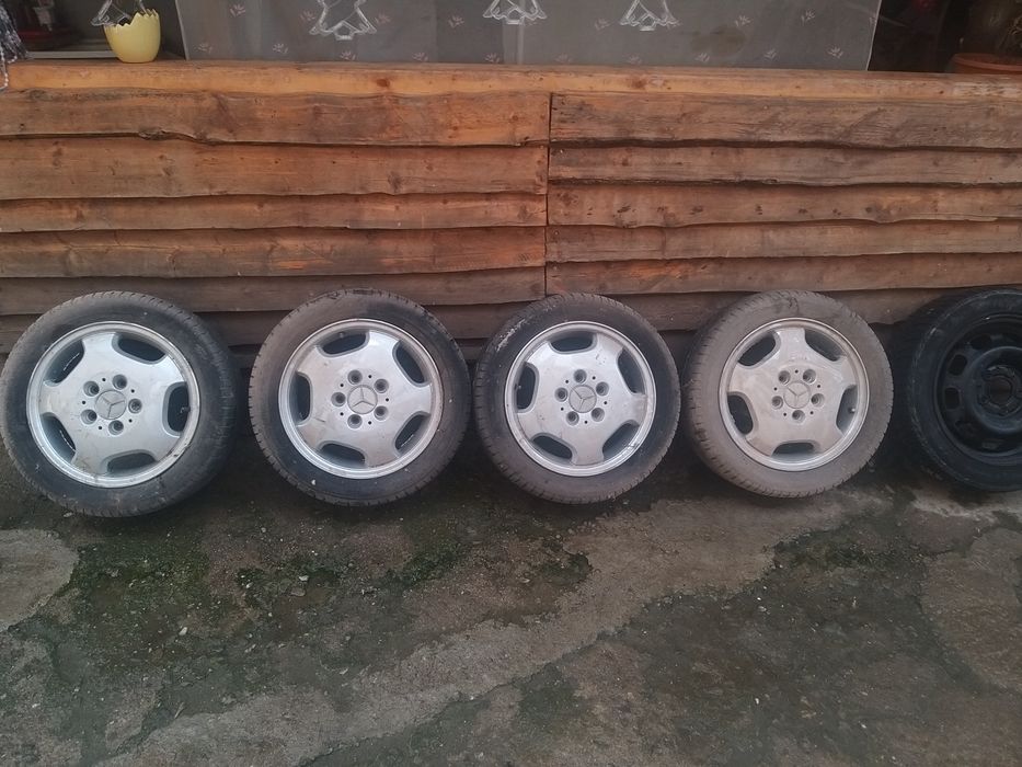 Vand 4 roti de aluminiu+roata de rezerva pretul 1000 lei
