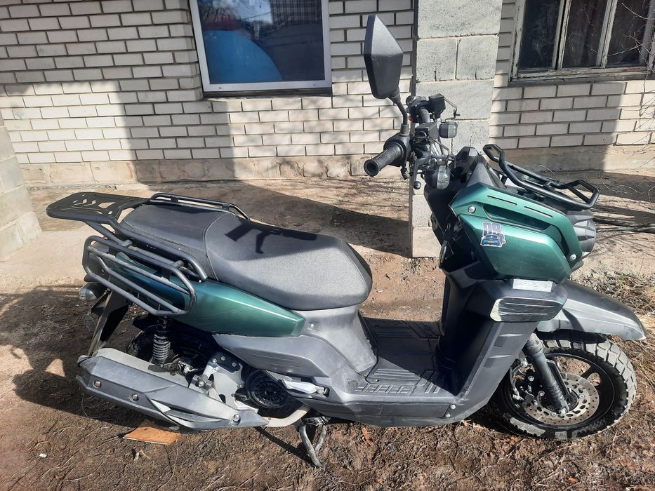 Продам скутер  на ходу