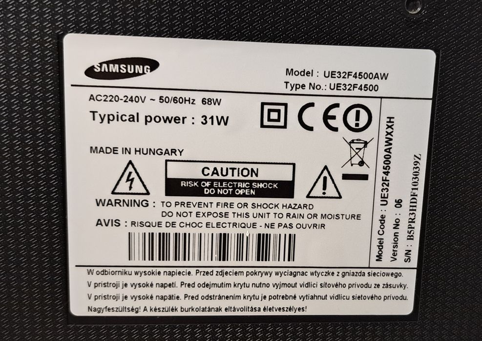 Tv  HD Samsung smart, diagonala 81 cm, cu telecomanda, defect