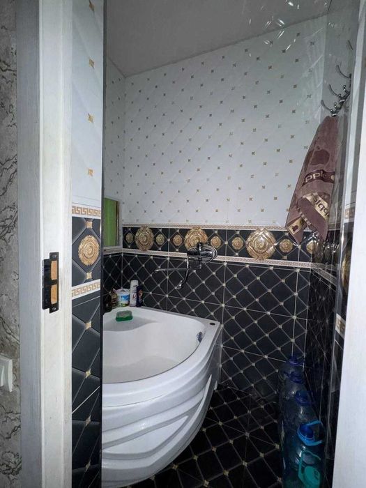 ПРОДАЁТСЯ 1 ком/кв в Чирчике