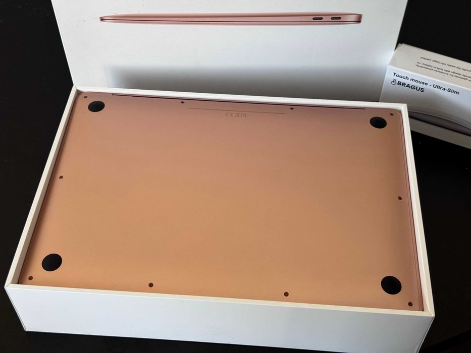 MacBook Air M1 2020 | 8GB RAM | SSD 512GB | Gold | Baterie NOUĂ 100%