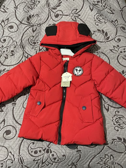 Куртки на 4-5 лет новые