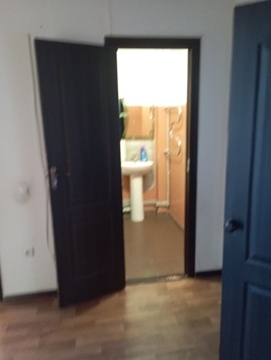 Продам двери межкомнатные