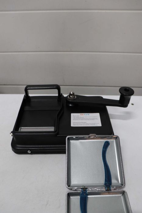 Ръчна машина за пълнене на цигари BeGrit