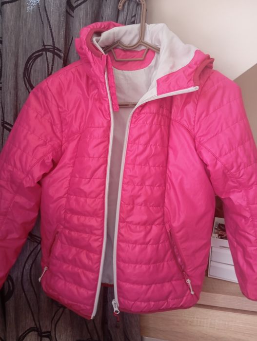 Продавам 3 детски пролетни якета