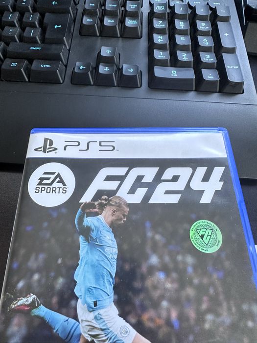 FC 24 - неразличима от нова