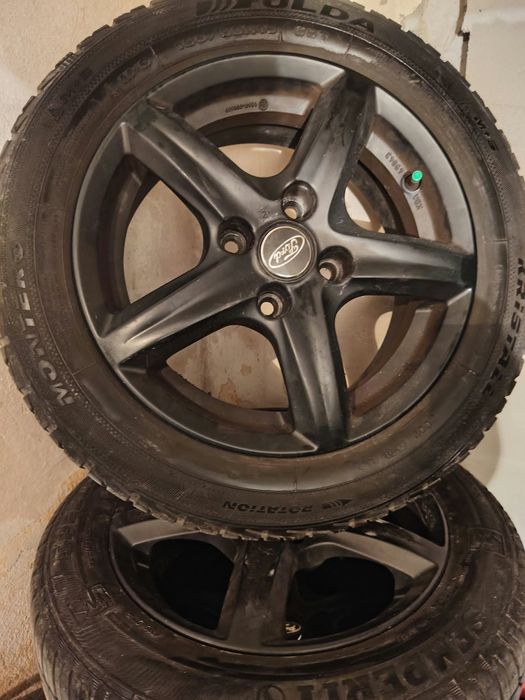 Roti/Jante Aliaj Negru 15"Ford+Anvelope iarna 185/60/R15(Fulda&Semperit)