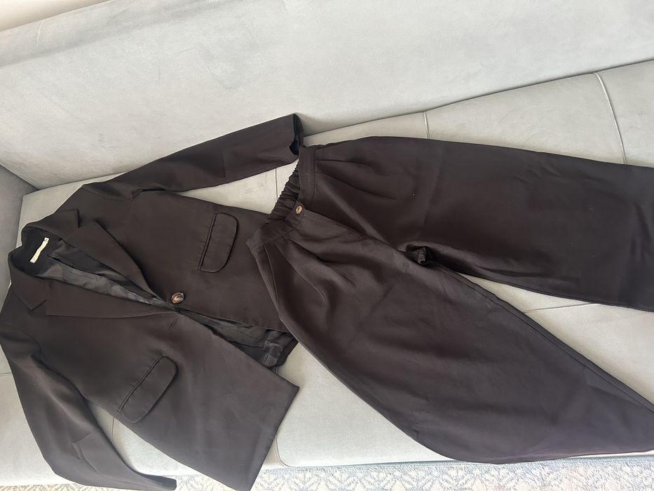 Платья пиджаки кофты