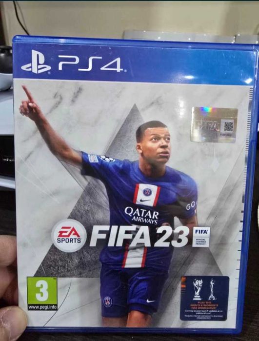 FIFA 23 za ps 4 много добро състояние