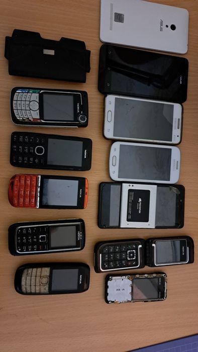 Сотовыйе телефоны аксессуары