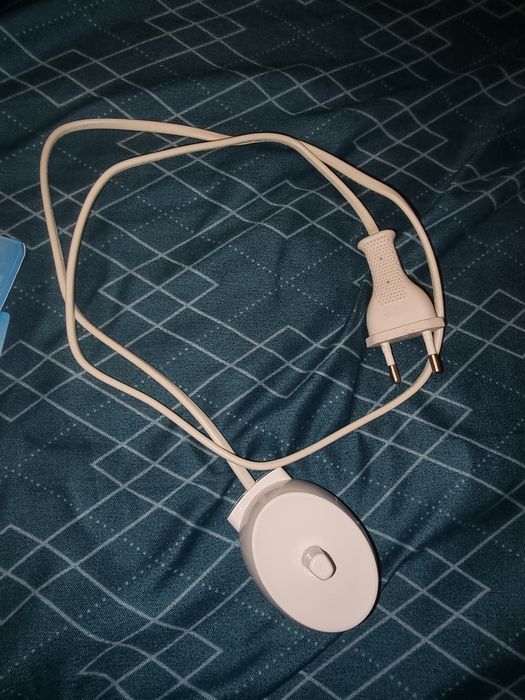 Periuță electrică Oral-B Braun reîncărcabilă cu 14 rezerve