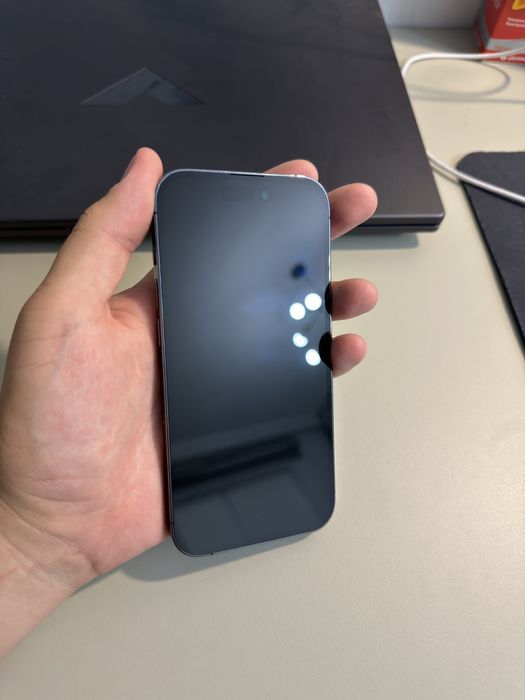 iPhone 14  pro.