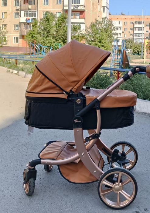 Продается универсальная коляска 2в1