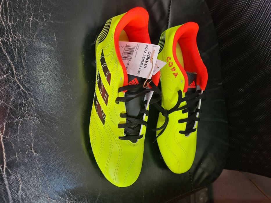 Vand ghete de fotbal