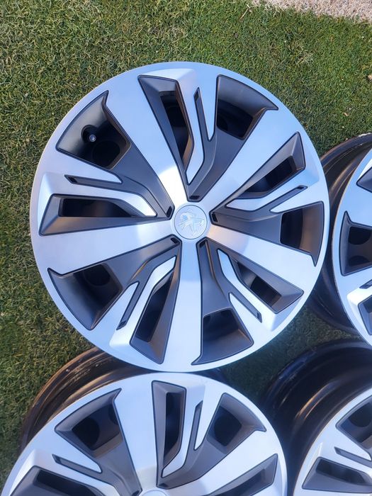 16 4x108 Peugeot метални джанти с тасове 4х108