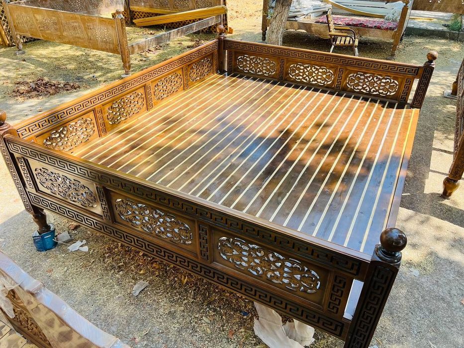 Kravat tapchan bisetka siz hohlagan uslupda