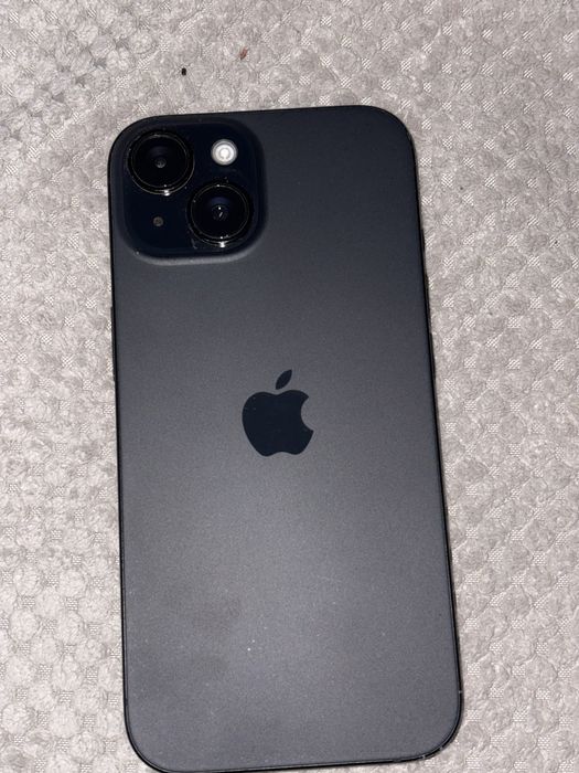 продам Iphone 15 black 128 gb