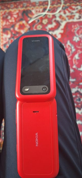 Продаётся Нокиа двух симочный почти новый.