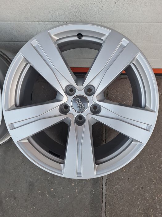 Оригинални джанти за АУДИ AUDI VW SEAT SKODA R18 5x112 ET25 8 J