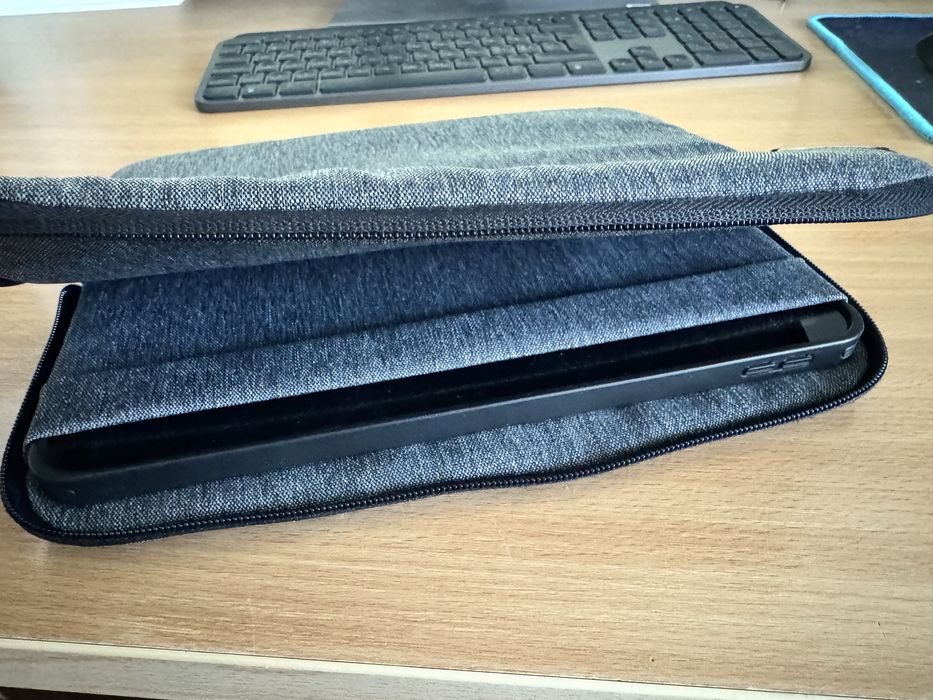 Husa universala tableta COTE et CIEL