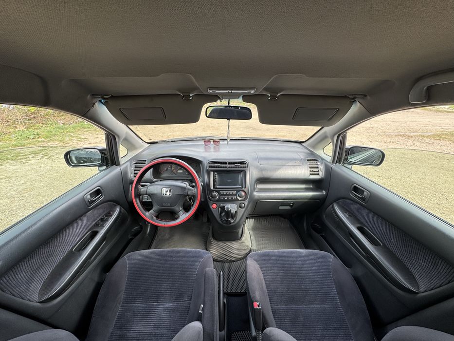 Продам Honda Stream