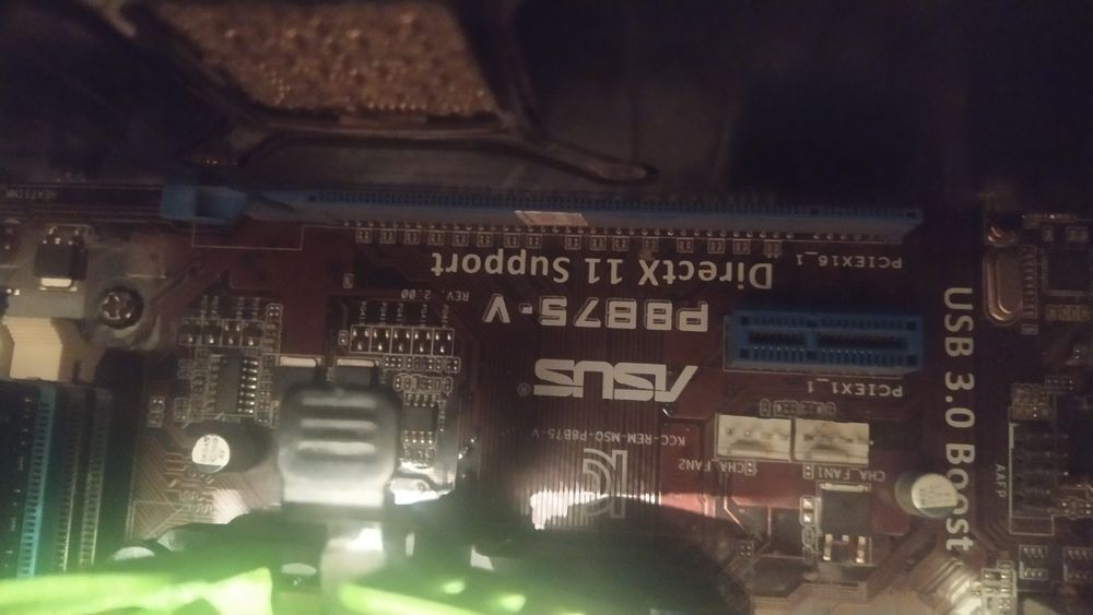 b75 s1155 asus.       .