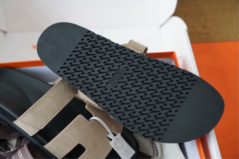 Papuci bărbați model Hermes Chypre