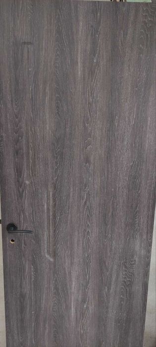 Интериорна врата